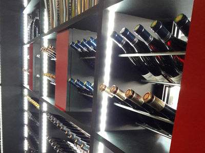 Cr&eacute;ation de caves &agrave; vin sur-mesure